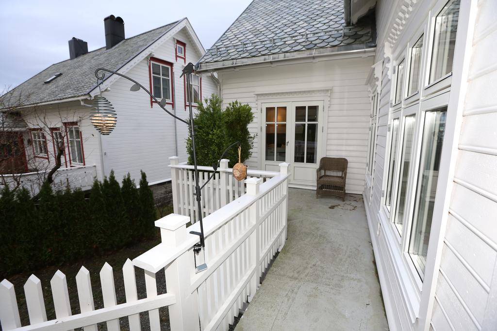 Ferienwohnung Alnes Gard Ålesund Exterior foto